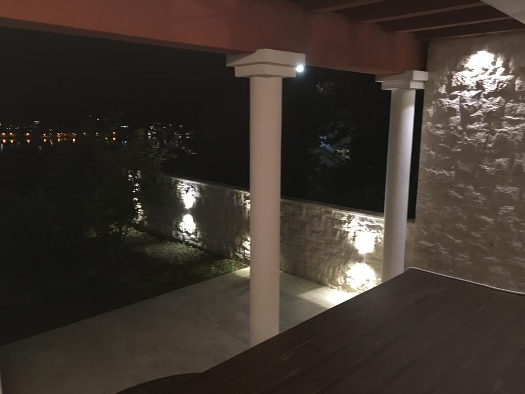Apartment Apollo Kotor Eksteriør bilde