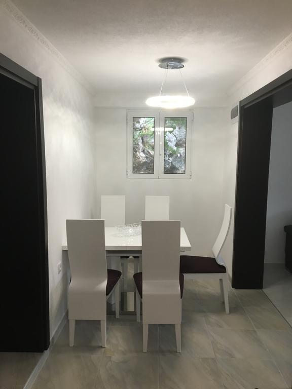 Apartment Apollo Kotor Eksteriør bilde
